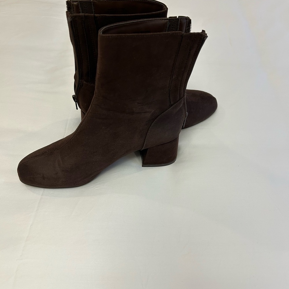 Joe Fresh Dark Brown Suede Mid-Block Heel Ankle Boots